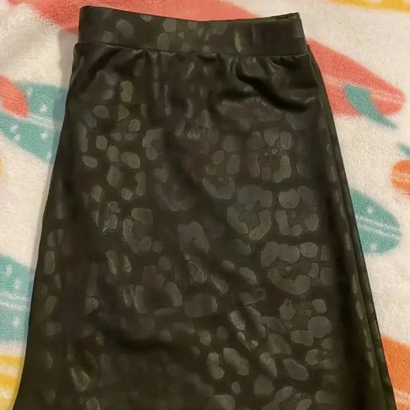Zara Leggings - Picture 2 of 3